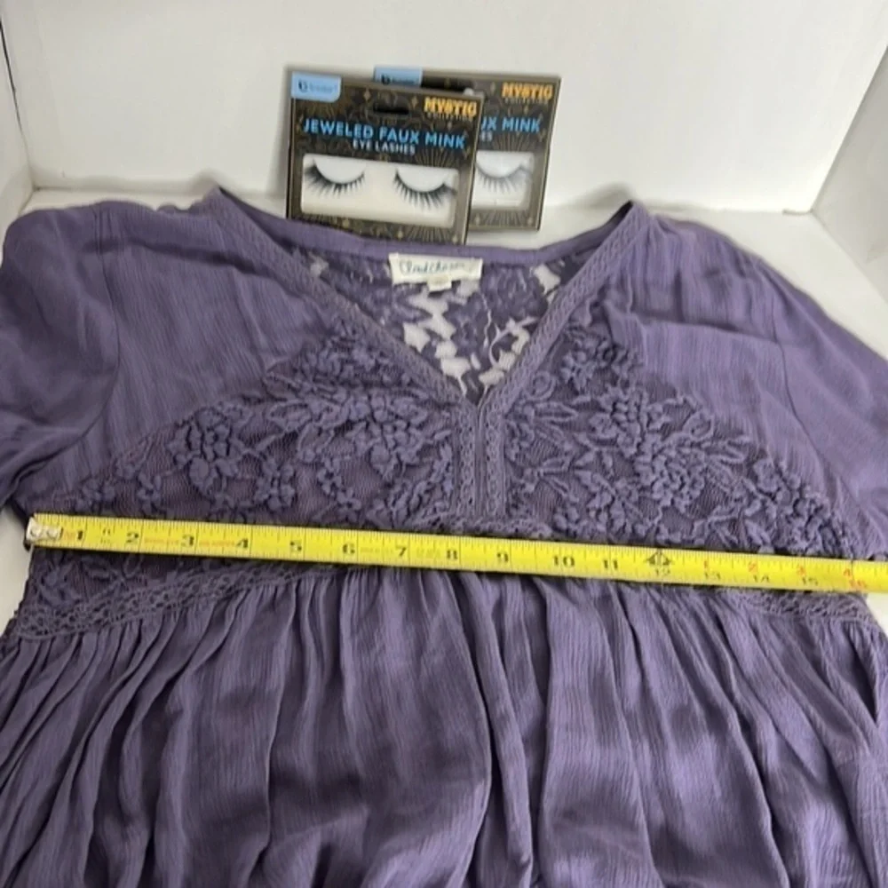 CLOUD CHASER WOMANS DARK LAVENDER BLOUSE SIZE MEDIUM AND MYSTIC EYELASHES